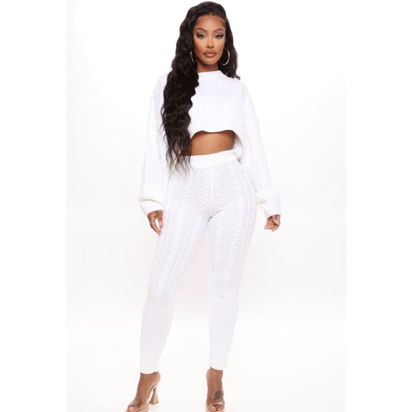 Fashion Nova’ Meet Me Halfway Crop Sweater - Picture 13 of 14